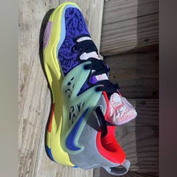 KD 15 "what the's" - Picture 6 of 7